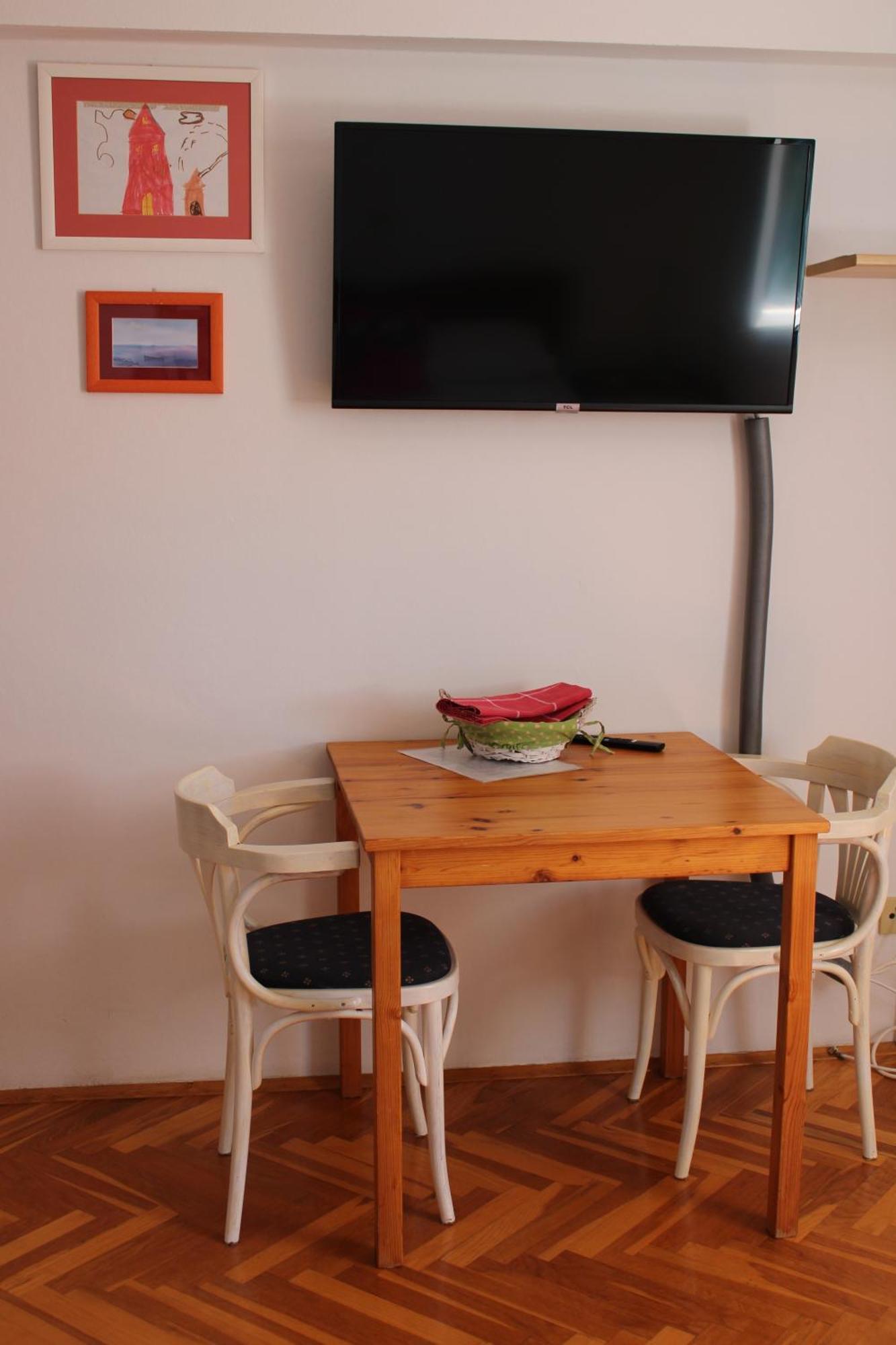 Maria Rab Apartment *